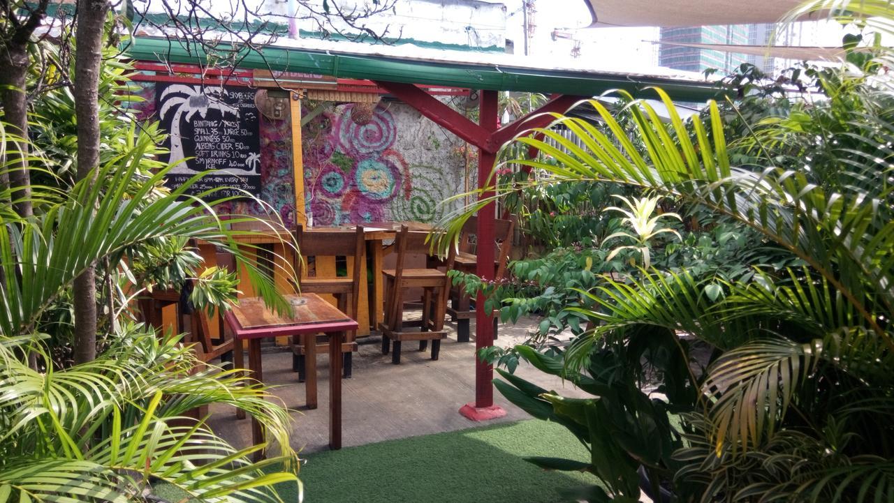 Six Degrees Hostel Τζακάρτα Εξωτερικό φωτογραφία
