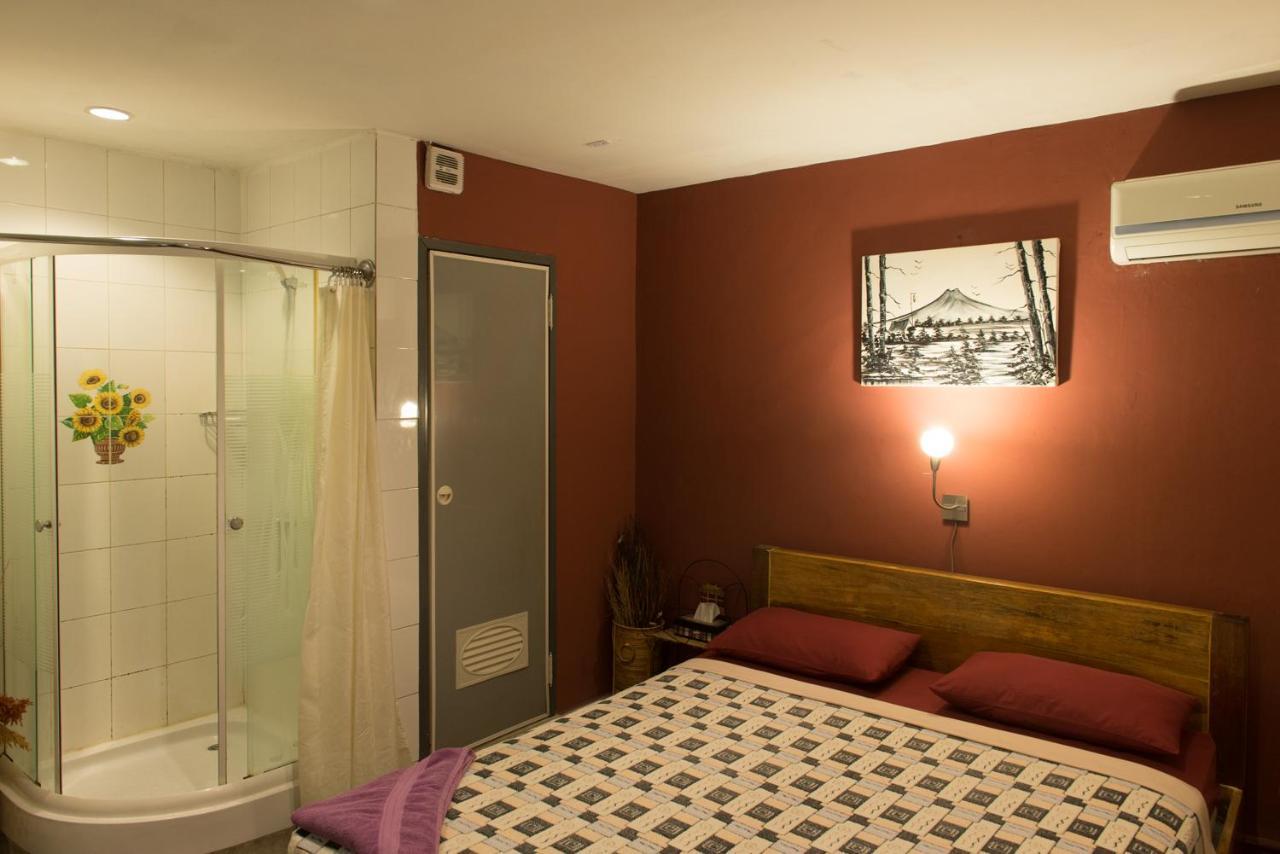 Six Degrees Hostel Τζακάρτα Εξωτερικό φωτογραφία