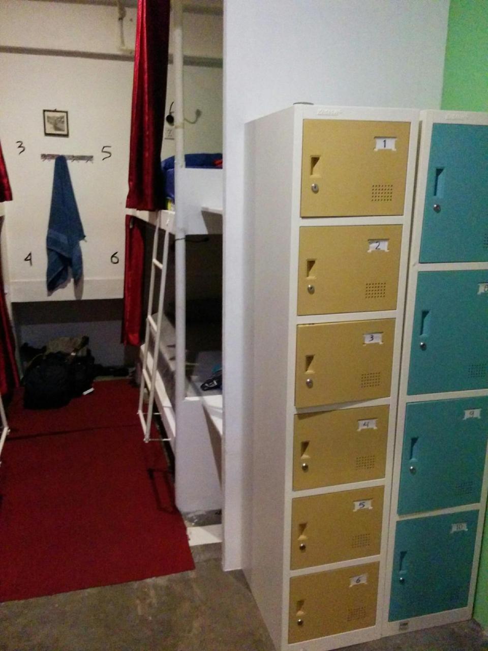 Six Degrees Hostel Τζακάρτα Εξωτερικό φωτογραφία