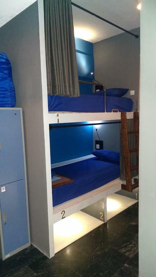 Six Degrees Hostel Τζακάρτα Εξωτερικό φωτογραφία